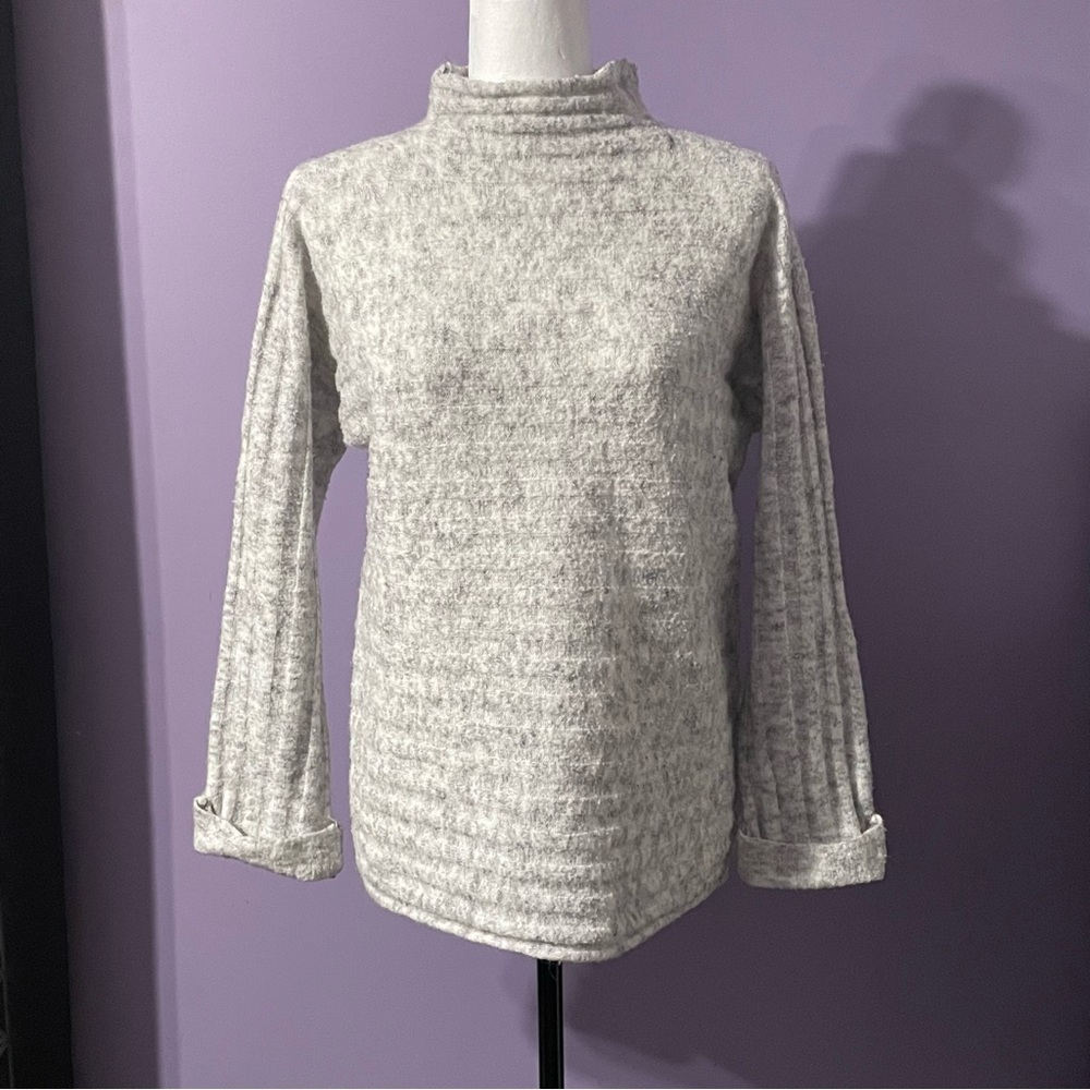 FREE* Gray Textured Knit Sweater Size S